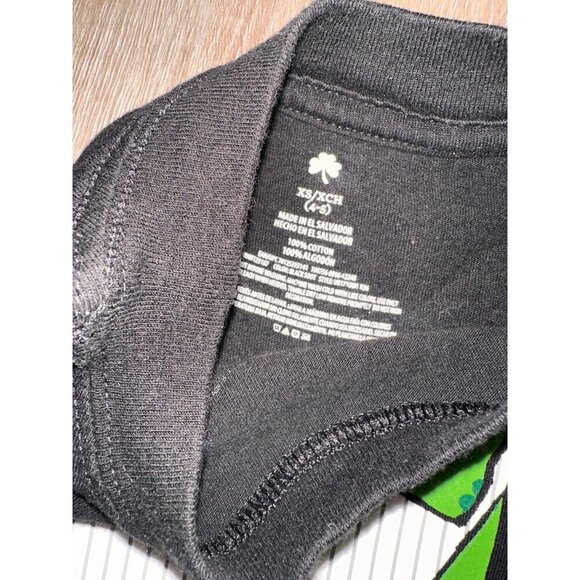 St patricks day tuxedo tshirt youth size xs (4/5) - Picture 2 of 2